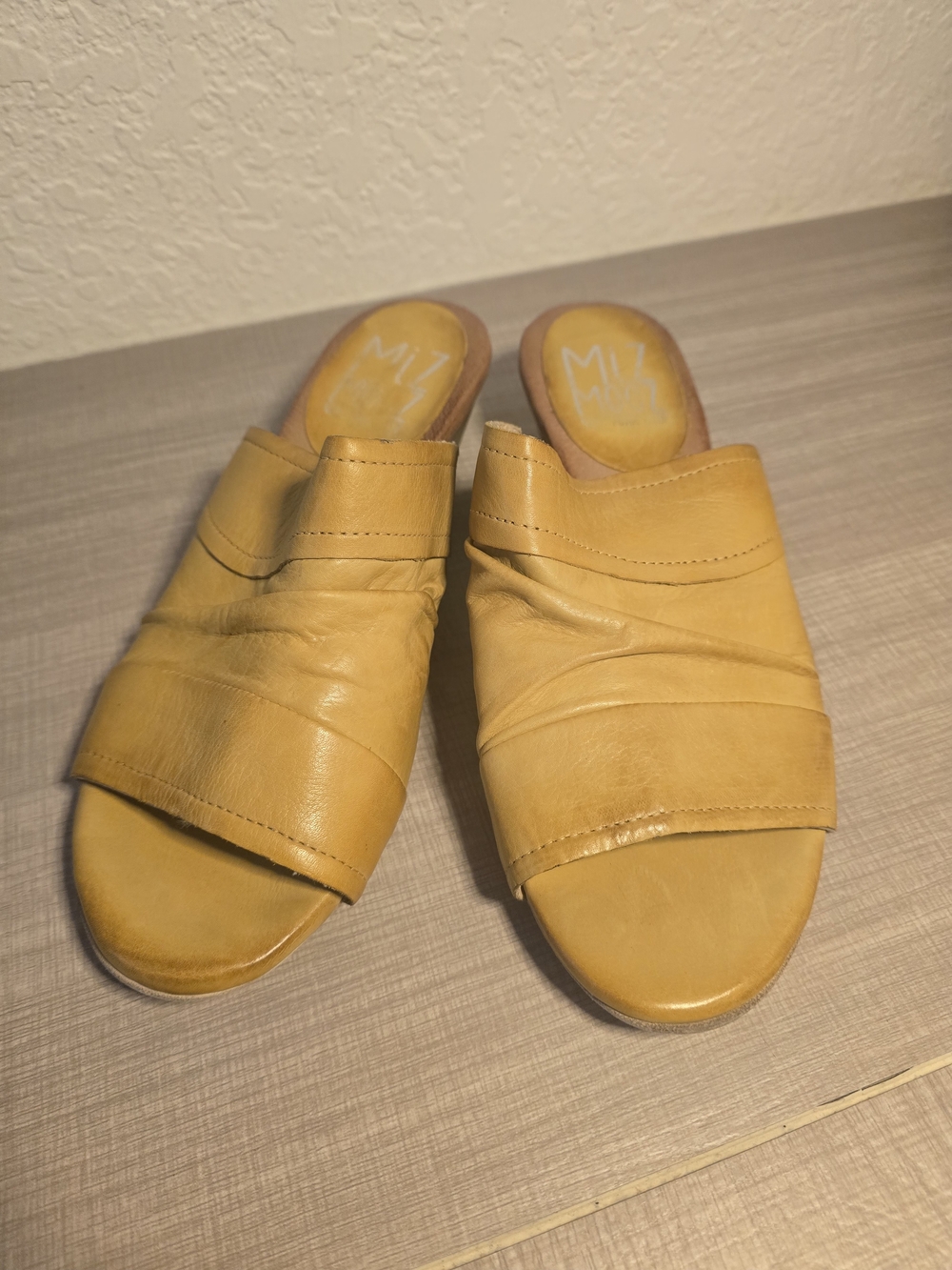 ​Miz Mooz Castiel Yellow Leather Ruched Open Toe Mule Heeled Sandals Size 38